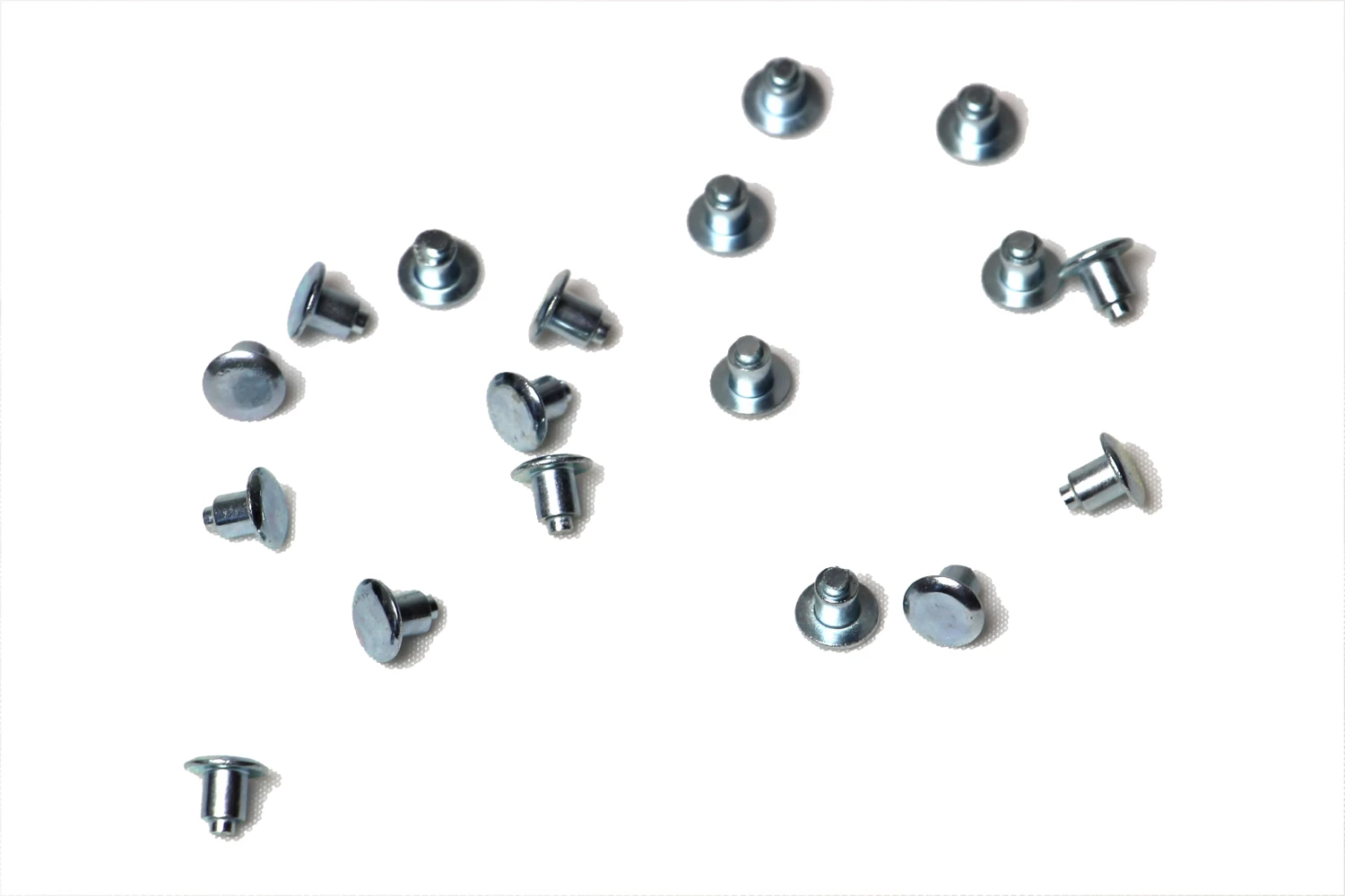 Schwalbe Set 50 Stahl-Ersatzspikes Und Einsetzwerkzeug 1 Schwalbe Set 50 Stahl-Ersatzspikes Und Einsetzwerkzeug